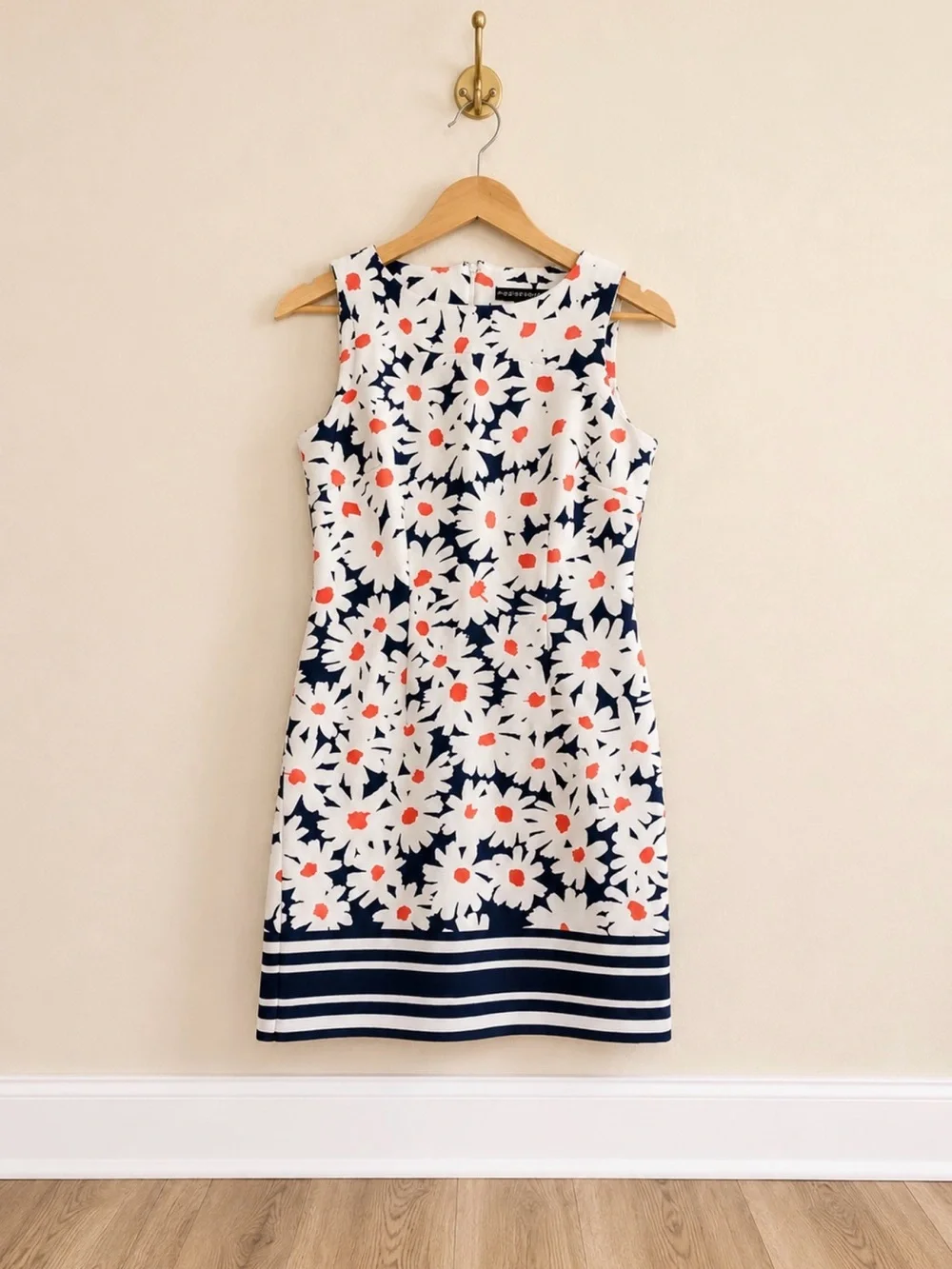 Madisonleigh White/Navy/Orange Floral Sheath Knit Stretch Zip Dress 6